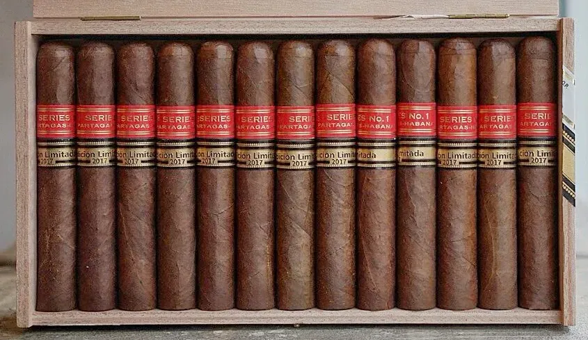 Partagás Series - Cigar Smoker Club