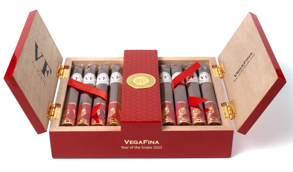 Cigar Mike's SMOKIN' NYE 🔥🎆 Premium Cigars. Smooth Pours. We're Bringing The Heat Into The New Year The Only Way We Know How-smokin' And Celebratin'. 🥃💨 💨Featured Smoke: Boogie Down Cigar's