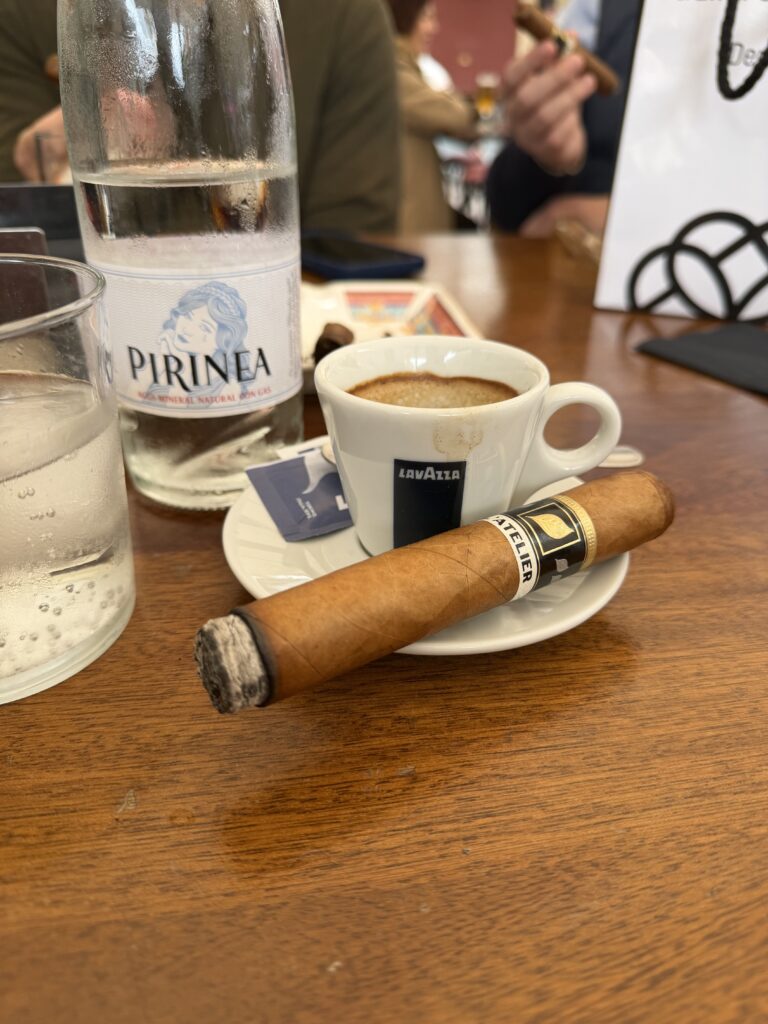 L'Atelier LAT54: my tasting notes on a Nicaraguan cigar with a Sancti  Spiritus wrapper and a 54 ring gauge